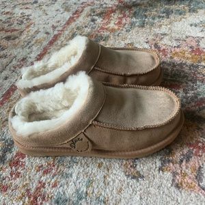 Dluxe slippers